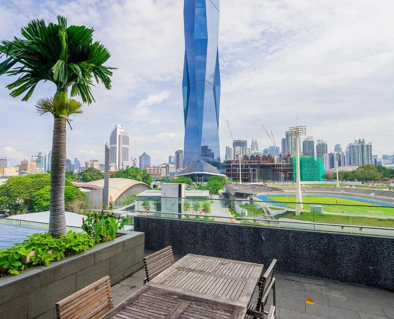 8Pax Green View Next To Kl118 Chinatown N Train Station Kuala Lumpur Apartment